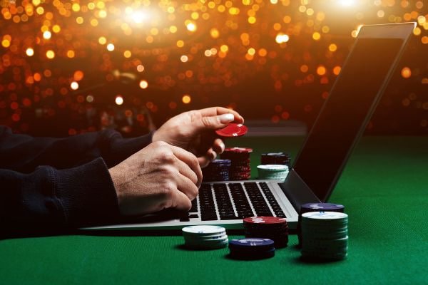 Visual Bank Emas takjub4d bertema brankas